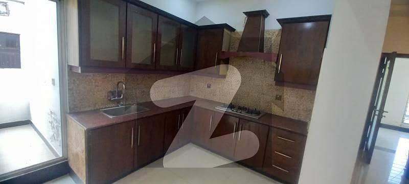 Kanal 3 Bed Lower Lock Upper Portion For Rent In Dha Phase 4