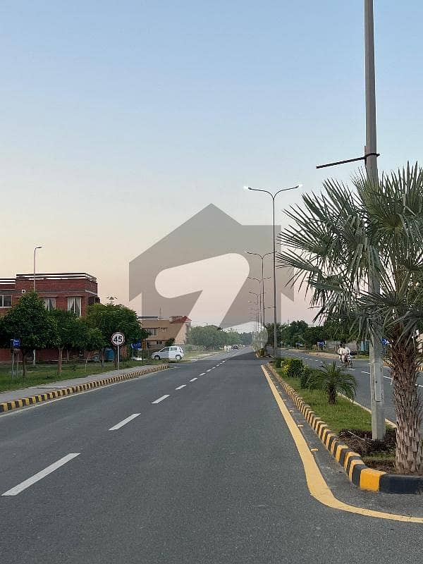 نشیمنِ اقبال فیز 2 نشیمنِ اقبال,لاہور میں 1 کنال رہائشی پلاٹ 1.7 کروڑ میں برائے فروخت۔