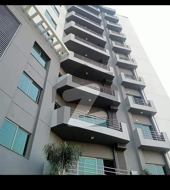 10 Marla 3 Bedrooms Apartment D Block