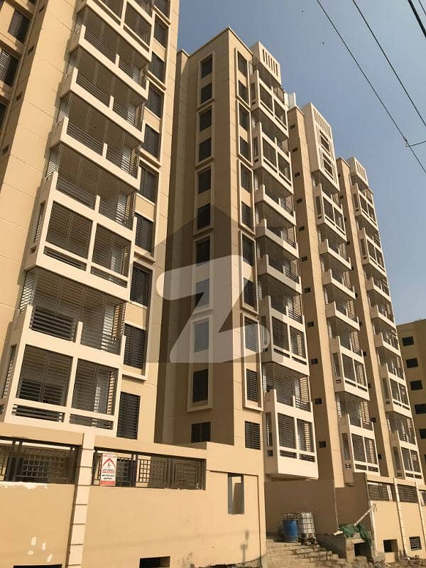 کنگز پریذیڈنسی گلستانِ جوہر,کراچی میں 3 کمروں کا 8 مرلہ فلیٹ 2.34 کروڑ میں برائے فروخت۔