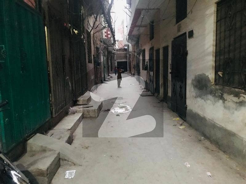 2 Marla Spacious House Is Available In Qadri Colony For sale