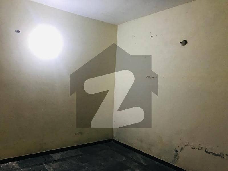 قادری کالونی لاہور میں 2 کمروں کا 2 مرلہ مکان 75.0 لاکھ میں برائے فروخت۔