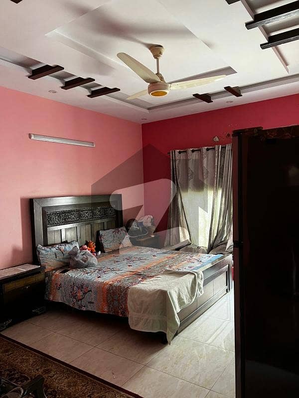 بحریہ ٹاؤن جاسمین بلاک بحریہ ٹاؤن سیکٹر سی,بحریہ ٹاؤن,لاہور میں 5 کمروں کا 1 کنال مکان 5.5 کروڑ میں برائے فروخت۔