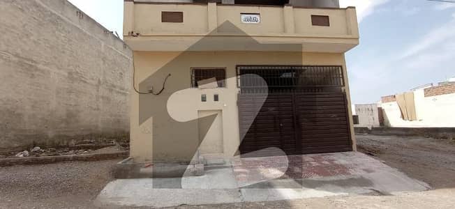 5 marla house for rent in samarzar