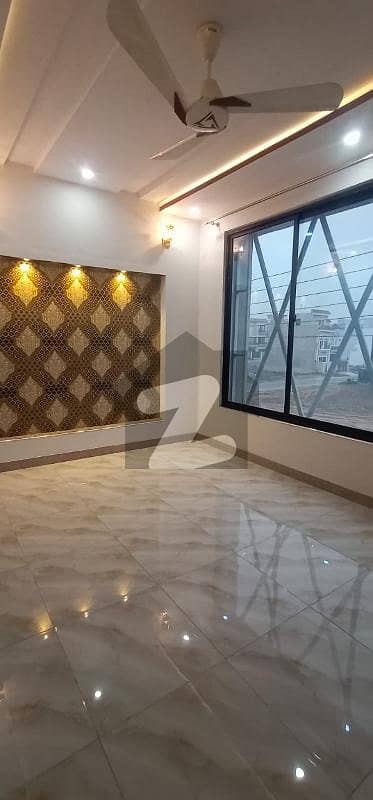 10 Marla Full Furnished Double Storey House Available For Sale In CENTRAL PARK HOUSING SOCIETY, MAIN FEROZPUR ROAD, LAHORE