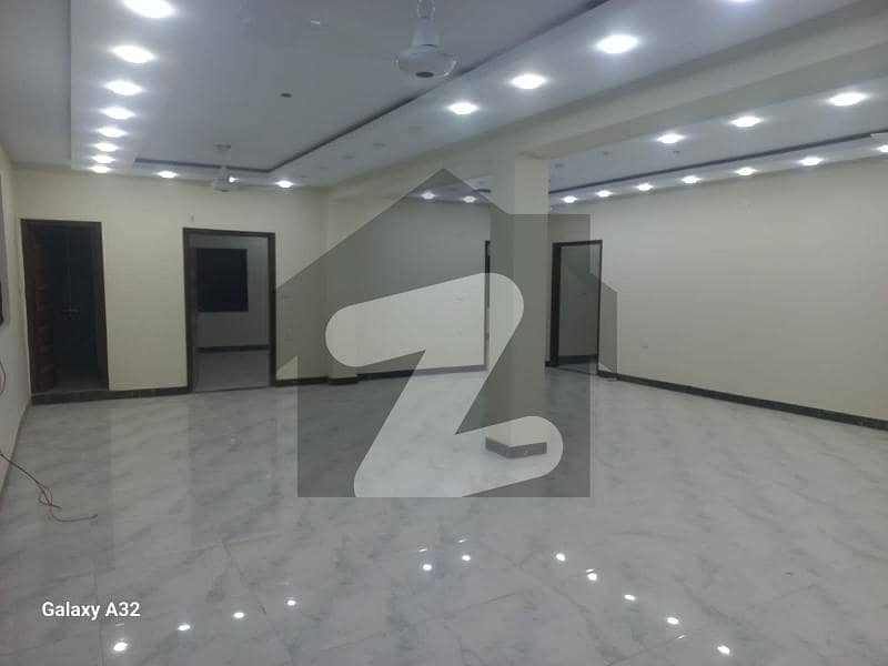 Ready To sale A Prime Location House 210 Square Yards In PECHS Block 6 Karachi