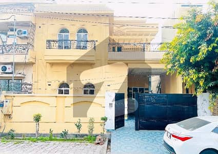 10 Marla House Available For Sale In Wapda Town Block B2 Gujranwala