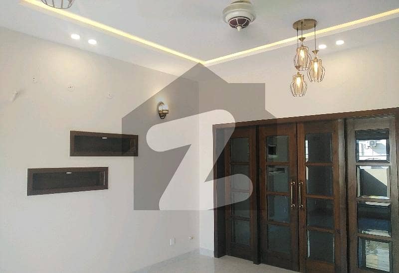 Spacious House Is Available In H-13 For Sale
