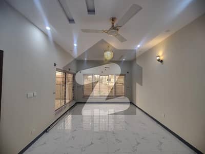 Bahria Enclave Sector B2 10 Marla Ground Portion Available For Rent