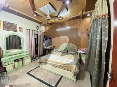 والٹن روڈ لاہور میں 3 کمروں کا 5 مرلہ مکان 1.85 کروڑ میں برائے فروخت۔