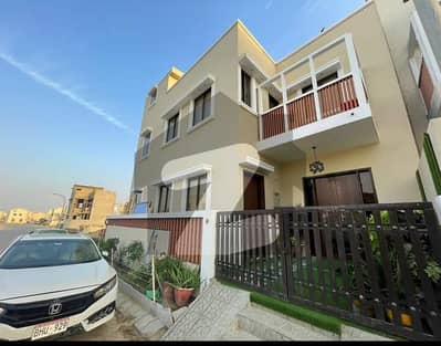 نیا ناظم آباد کراچی میں 4 کمروں کا 6 مرلہ مکان 2.8 کروڑ میں برائے فروخت۔