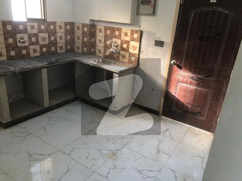 2 BED DD FLAT FOR SALE AT PRIME LOCATION OF NORTH KARACHI SECTOR 5 B-2