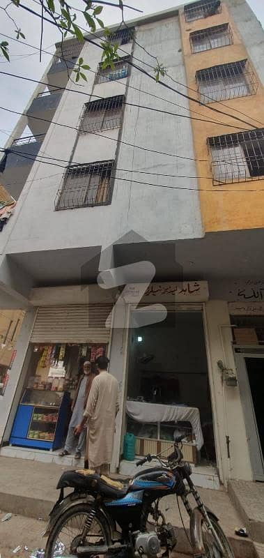 SHOP AVAILABLE FOR SALE AT PRIME LOCATION OF NORTH KARACHI SECTOR 4
