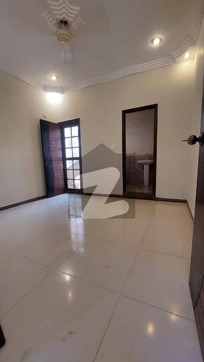 3 Bedrooms Apartment Ittehad Commercial For Rent Phase 7 Demand 75000(Negotiable)
