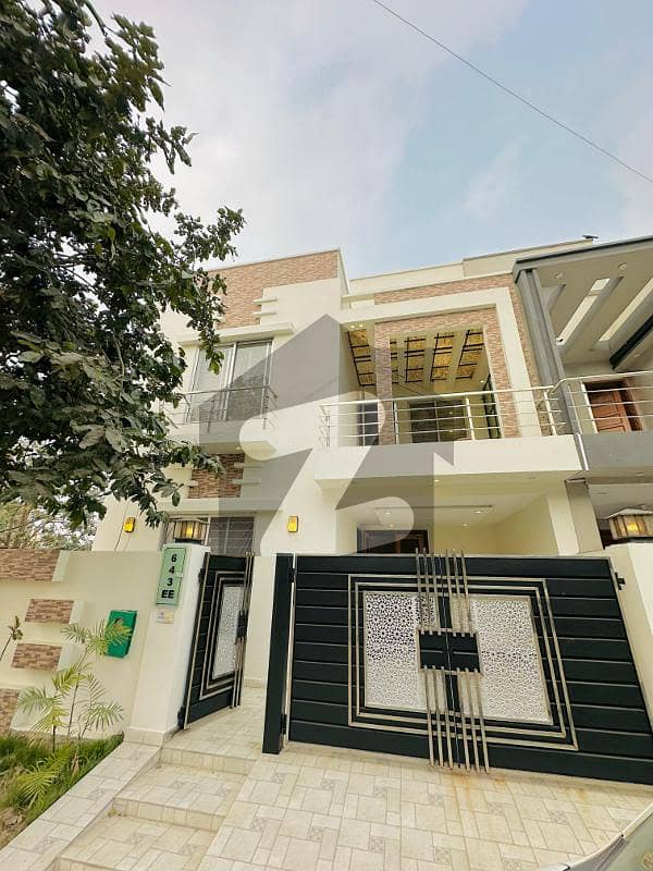 5 MARLA OWNER BUILD HOUSE FOR SALE IN SECTOR D BAHRIA TOWN LAHORE