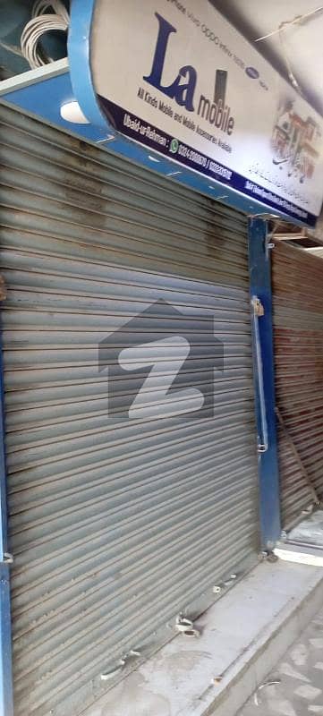 کلفٹن ۔ بلاک 8 کلفٹن,کراچی میں 0 مرلہ دکان 15.0 ہزار میں کرایہ پر دستیاب ہے۔