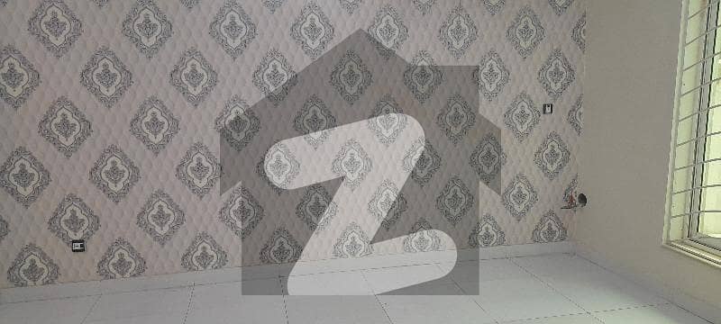 آئی ۔ 8/4 آئی ۔ 8,اسلام آباد میں 10 کمروں کا 15 مرلہ مکان 14.0 کروڑ میں برائے فروخت۔