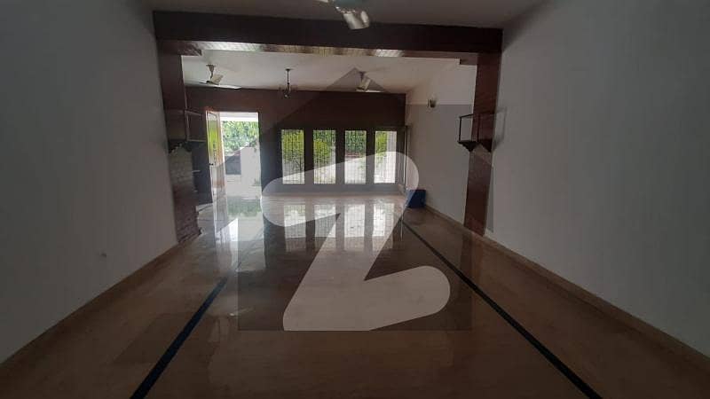 Amazing Location Kanal Upper Locked Lower For Rent in DHA Phase 1 Block M