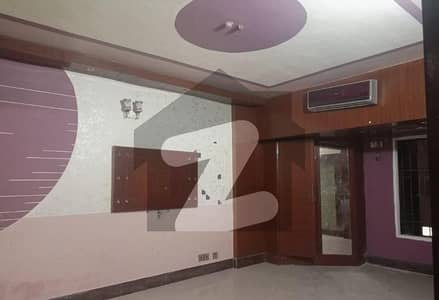 Prime Location Flat Of 1800 Square Feet Is Available For Rent In Clifton - Block 2, Karachi