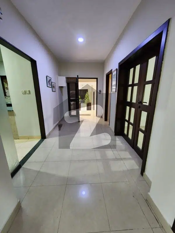 Luxurious 4-Bedroom Apartment In DHA Phase 5 - Prime Location