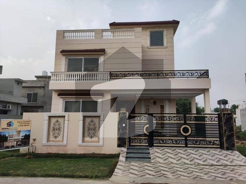Limitless Offers Luxurious House Available For Sale In Khayaban-E-Amin