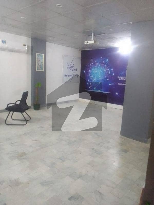 شاہراہِ فیصل کراچی میں 1 کنال دفتر 6.0 لاکھ میں کرایہ پر دستیاب ہے۔