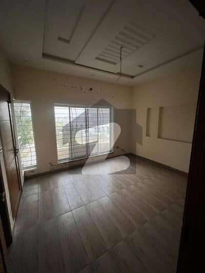 5 Marla House For Rent In Prime Location Of Khayaban-E-Amin - Block P