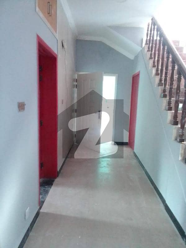 Renovated One Kanal 5 Bed Rooms House Availabe For Rent With Lawn