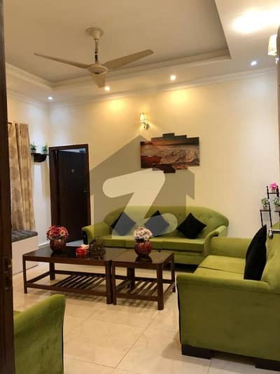 ماڈل ٹاؤن ۔ بلاک ایل ماڈل ٹاؤن,لاہور میں 4 کمروں کا 10 مرلہ مکان 4.5 کروڑ میں برائے فروخت۔