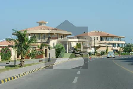 500 Yards Plot For Sale For Luxury Living In D Cutting 2md Belt Near Creek Vista And Dha Golf Club