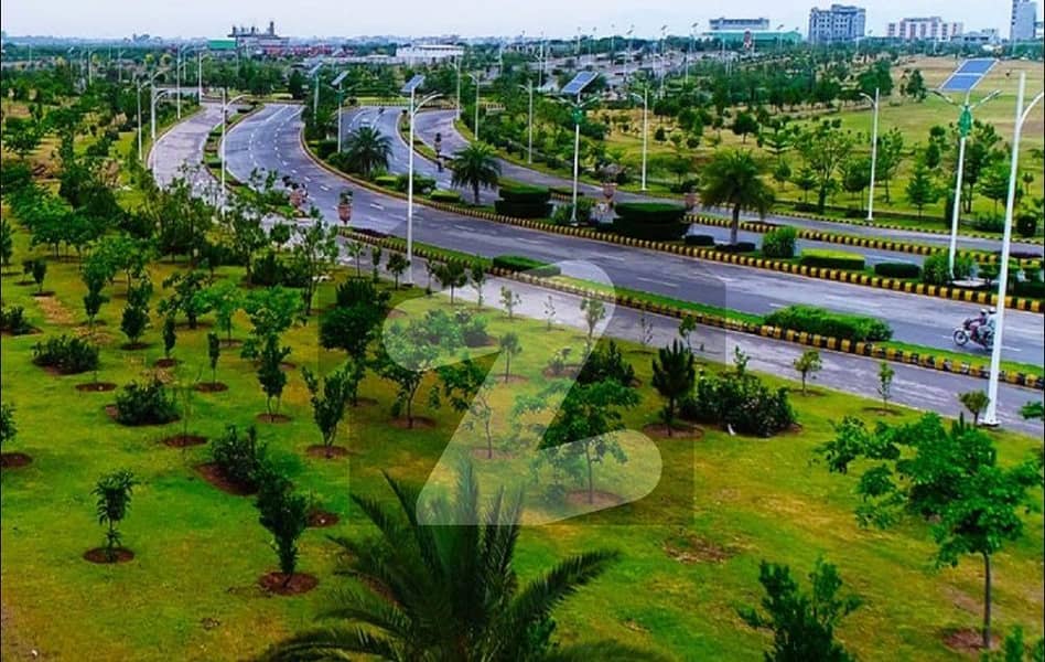 2 Kanal Double Category ( Main Boulevard (120 ft ) + Corner) Semi Developed Plot Available for Sale in Gulberg Residencia on Top Investor Rate