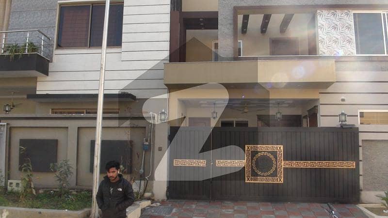 8 House For Sale In C1 Multi Garden Mpchs B17 Islamabad Pakistan