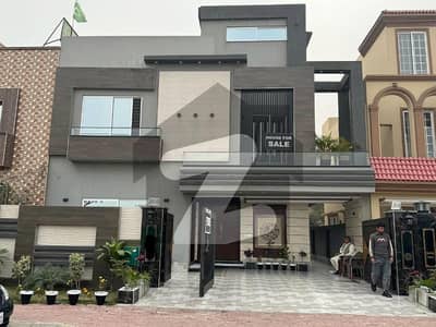 10 Marla Owner Built Desinger House For Sale In Sector C Bahria Town Lahore