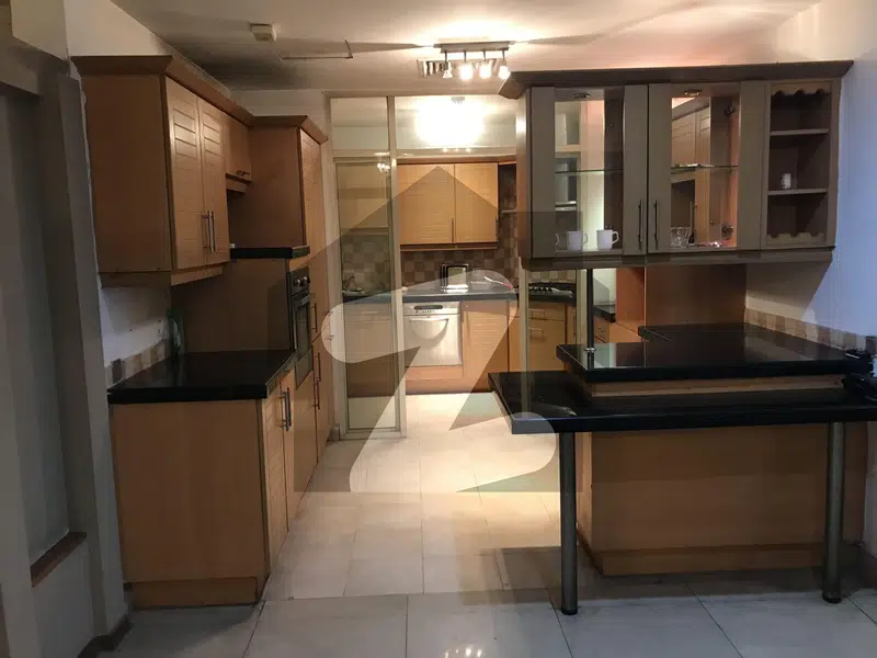 Luxury Furnished 3 Bedroom Apartment In Mall Of Lahore Cantt Prime Location And Luxury Building In Main Cantt Lahore