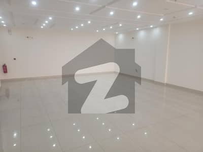 DHA Phase 8.8-Marla 4th Floor For Rent