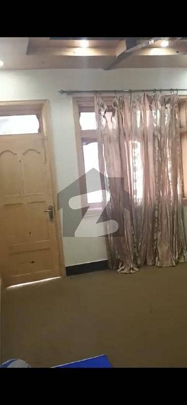 حیات آباد فیز 4 - این1 حیات آباد فیز 4,حیات آباد,پشاور میں 3 کمروں کا 5 مرلہ زیریں پورشن 48.0 ہزار میں کرایہ پر دستیاب ہے۔