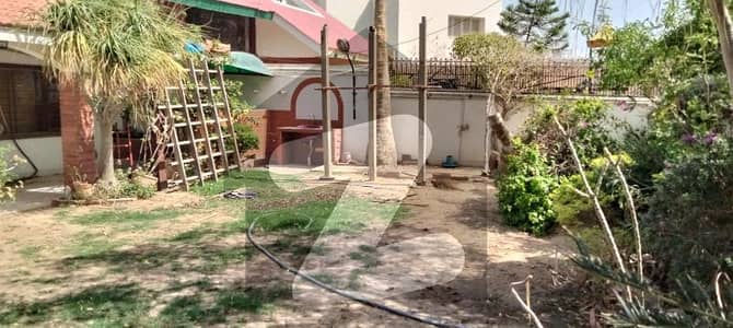 CHANCE DEAL HOUSE AVAILABLE FOR RENT IN DHA 1