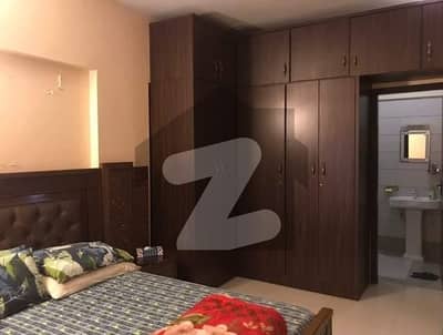 APARTMENT FOR SALE 1800 SQFT BEAUTIFUL APARTMENT PROPER 4 BEDROOM WITH BATH DRAWING ROOM OPEN AMERICAN KITCHEN DINING & TV LOUNGE TILE FLOORING 3 RD FLOOR WITH LIFT