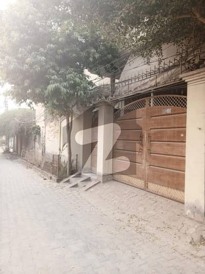 جہانگیر آباد ملتان میں 2 کمروں کا 10 مرلہ مکان 1.25 کروڑ میں برائے فروخت۔