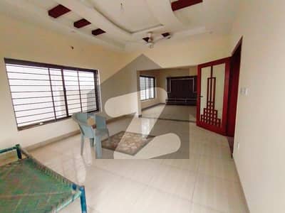 10 MARLA House Available For Rent Gulberg Residencia