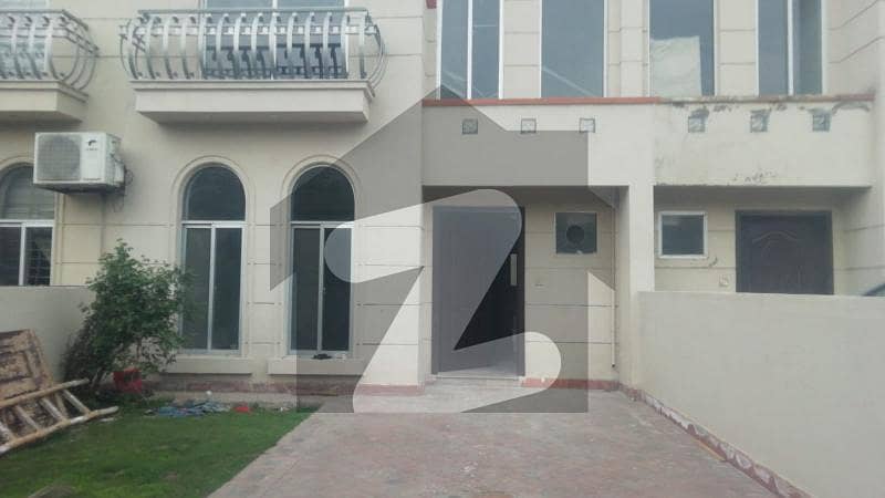 Good Location House For Sale At Paragon City Lahore.