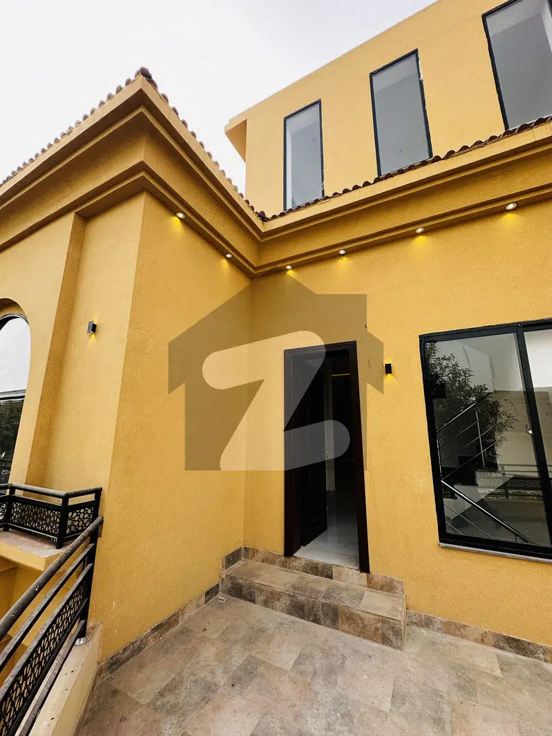 7.5 Marla Brand New Beautiful House For Sale Buch Executive Villa'S Phase1
