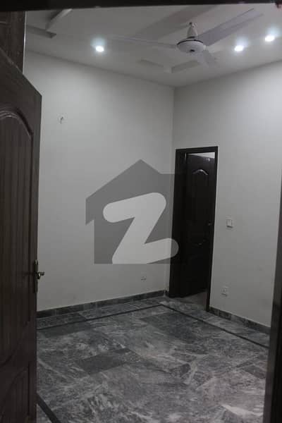 جوبلی ٹاؤن ۔ بلاک سی جوبلی ٹاؤن,لاہور میں 3 کمروں کا 3 مرلہ مکان 1.25 کروڑ میں برائے فروخت۔