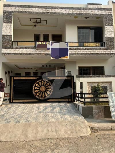 30x60 Brand New House For Sale