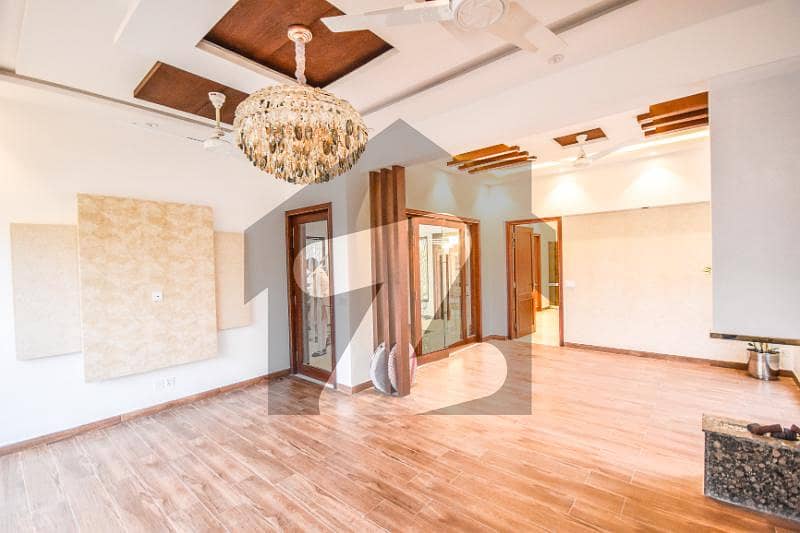 1 Kanal Beautifully Modern Upper Portion Hot Location For Rent In DHA Phase 7