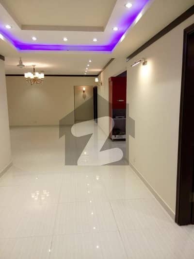 LUXURIOUS 6 BEDROOMS HOUSE IN DHA PHASE 7 EXTENSION KARACHI PRIME LOCATION!