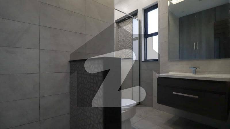 One Kanal Lower Portion For Rent In Phase 2 Block Q DHA Lahore One Kanal Lower Portion For Rent In Phase 2 Block Q DHA Lahore