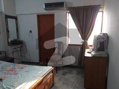 1080 Square Feet Flat For Sale In The Perfect Location Of Gulistan-E-Jauhar - Block 18