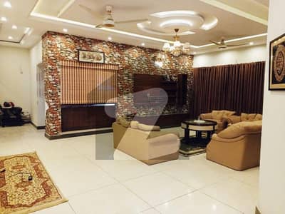 18 Marla Corner Beautiful House For Rent In Bahria Town Phase 8 Overseas Sector 3