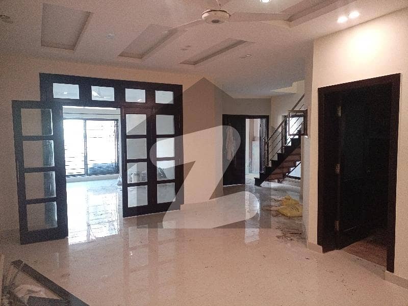 10 Marla House For Sale 10 Marla House For Sale